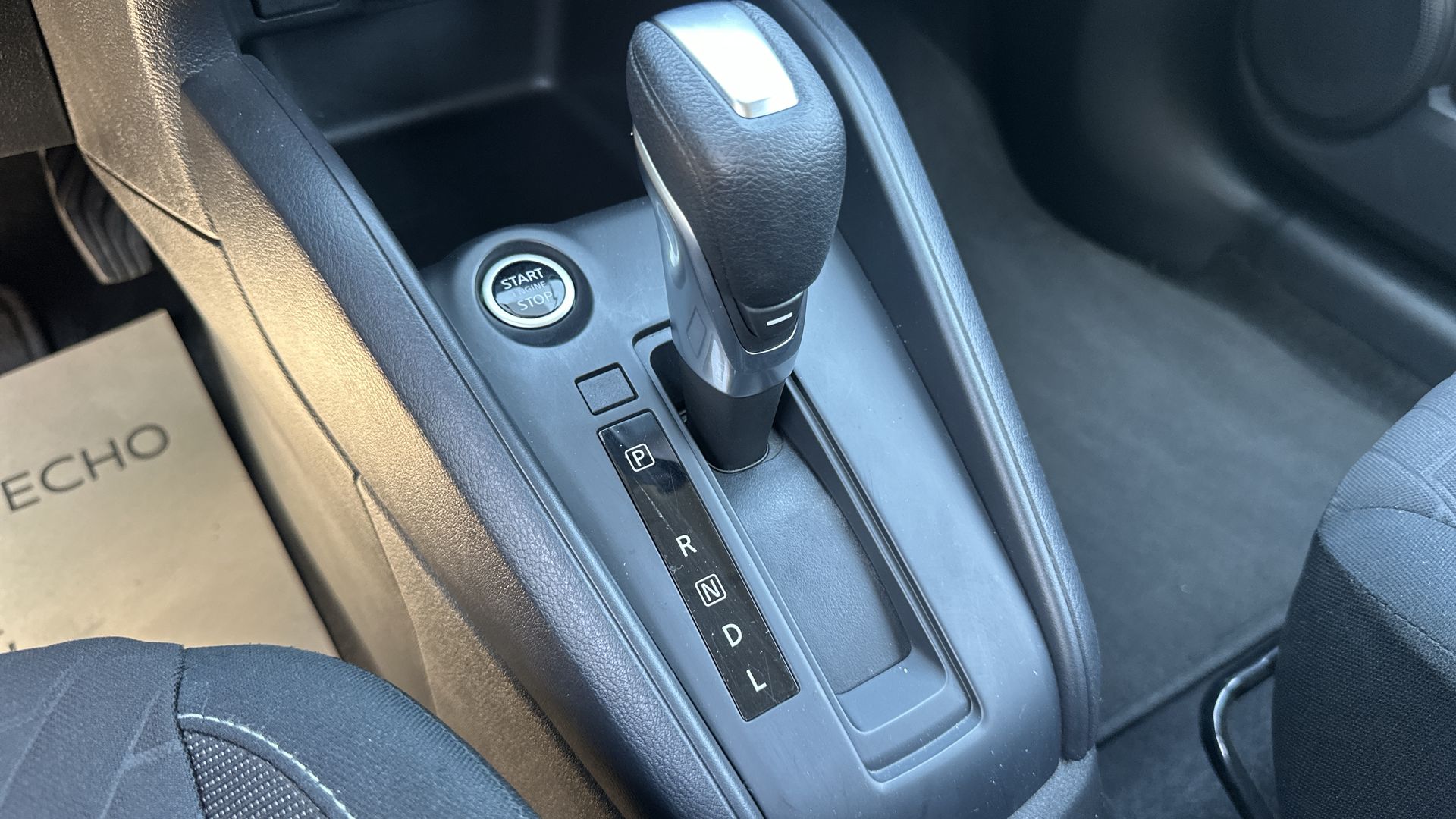 2025 Nissan KICKS 5P PLAY ADVANCE L41.6 AUT